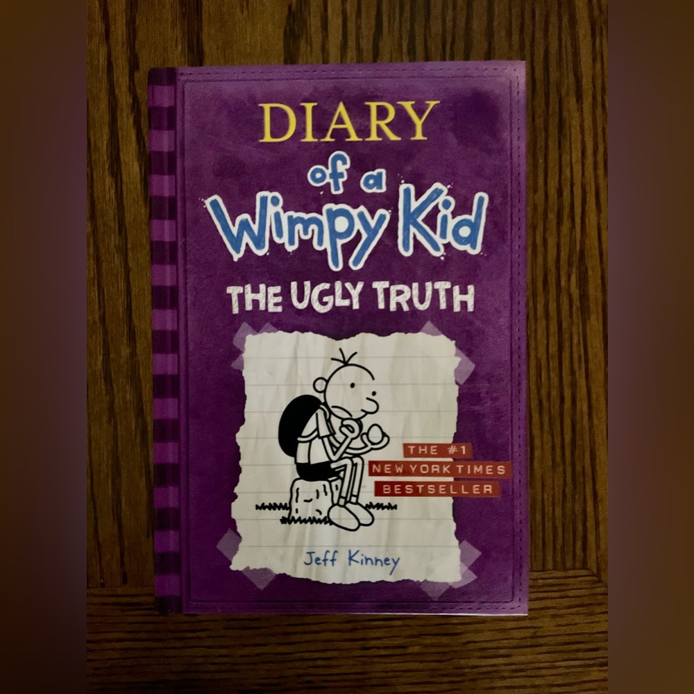 5 DIARY OF A WIMPY KID novels/books hardcover set - Picture 5 of 14